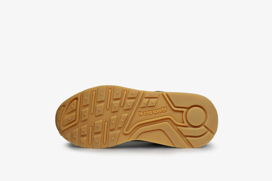 Deals π Le Coq Sportif R1000 OG "Tricolor" π― 8 Le Coq Sportif R1000 OG "Tricolor"