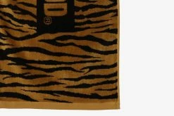 Neighborhood Tigerpattern Bath Towel