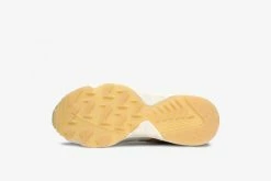 Footwear Mizuno Contender Undyed