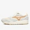 Footwear Mizuno Contender Undyed