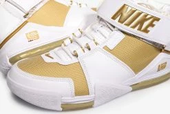 Nike Zoom Lebron II Footwear