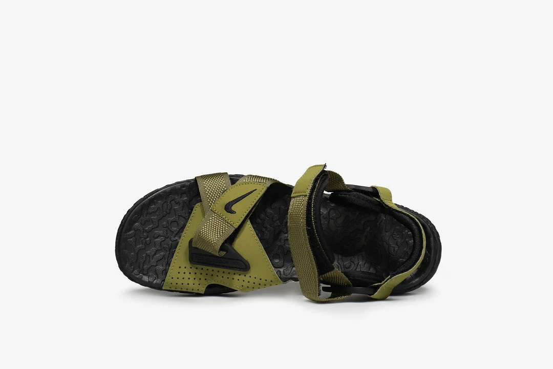 New β€οΈ Nike ACG Air Deschutz+ π 6 Nike ACG Air Deschutz+