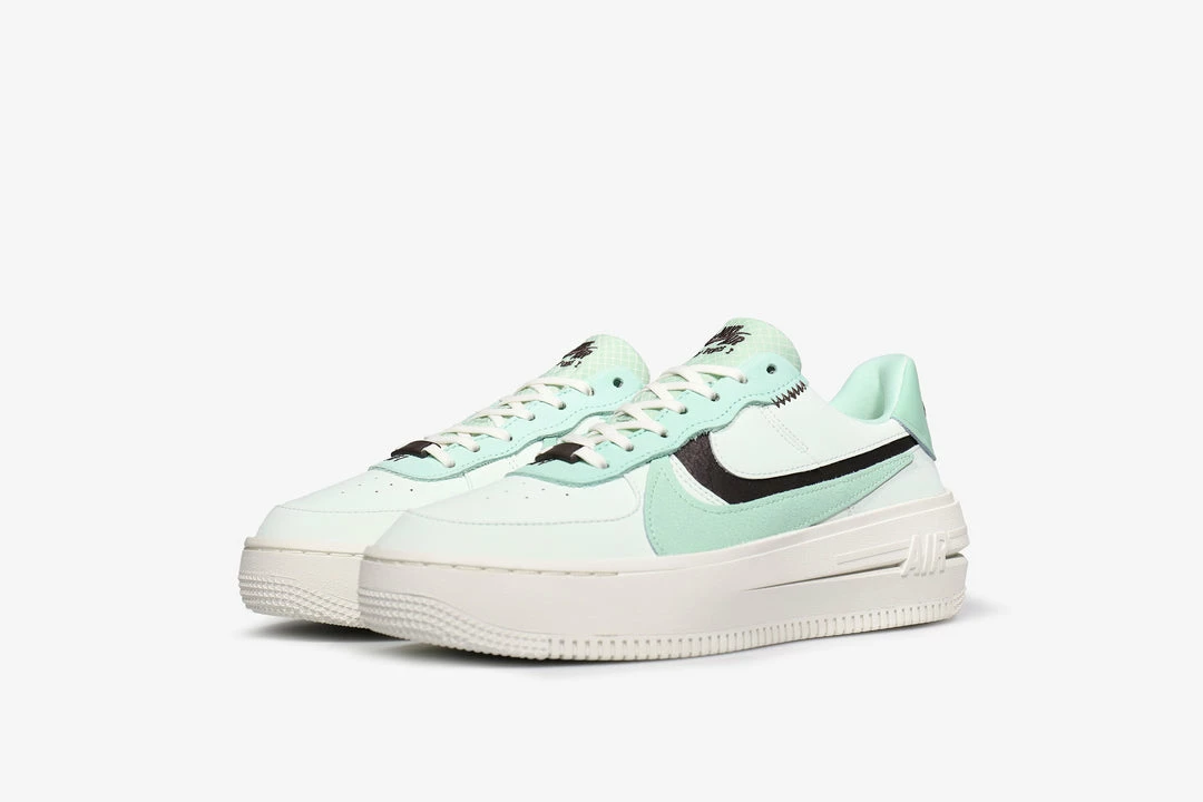 Brand new π₯ Nike π© Womens Air Force 1 PLT.AF.ORM π₯ 4 Nike Womens Air Force 1 PLT.AF.ORM