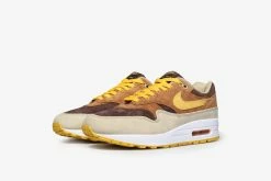 Footwear Nike Air Max 1