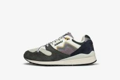 Footwear Karhu Synchron Classic
