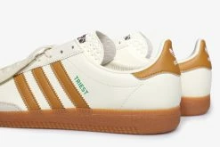 Outlet π Adidas Triest β 17 Adidas Triest