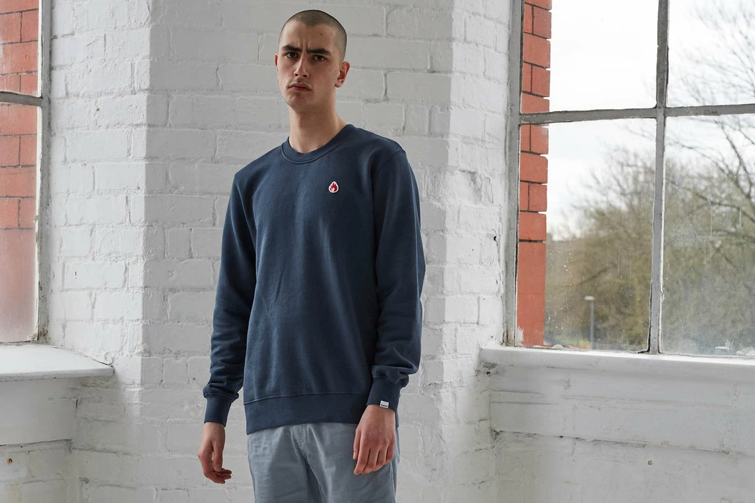 New 🎁 Hanon Flame Badge Crewneck Sweatshirt "Petrol Navy" 🎉 7 Hanon Flame Badge Crewneck Sweatshirt "Petrol Navy"