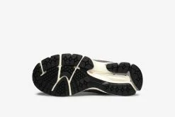 New Balance M2002RHP Footwear