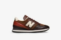 Footwear New Balance M730GBI