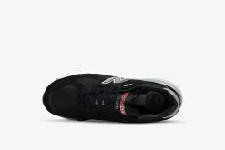 Footwear New Balance M990BS3
