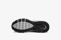 New Balance M990GL5 Footwear