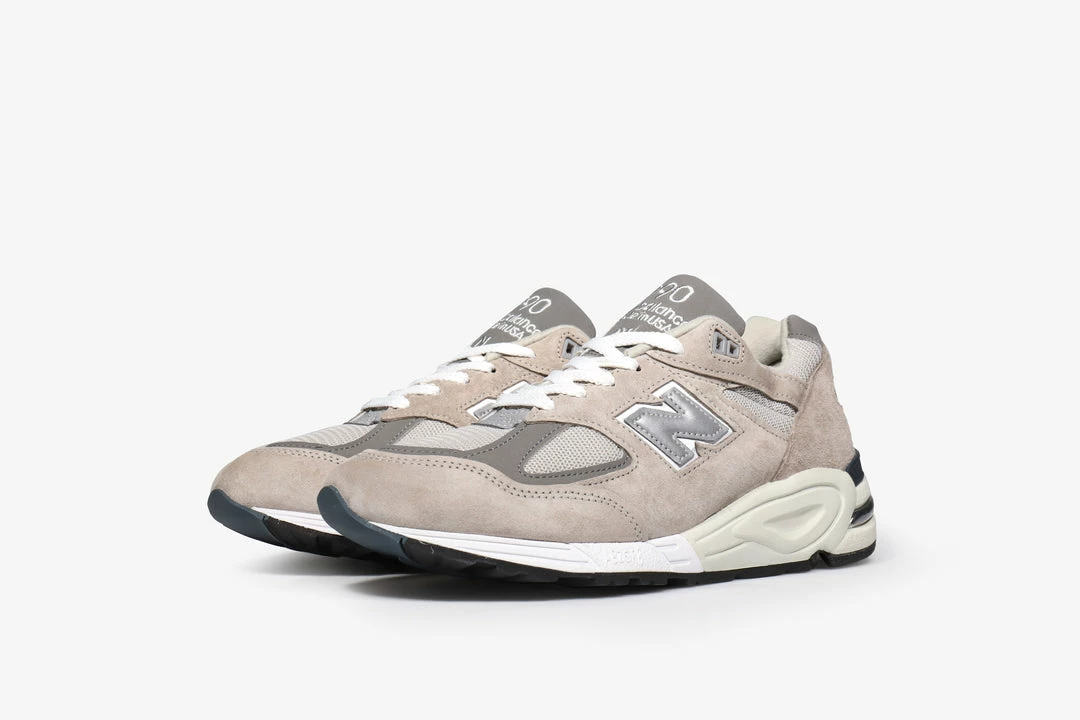 Cheapest π Footwear New Balance M990GY2 π 4 Footwear New Balance M990GY2