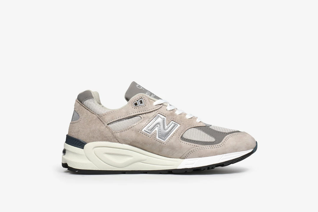 Cheapest π Footwear New Balance M990GY2 π 5 Footwear New Balance M990GY2