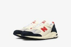 Footwear New Balance M990TA2