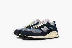 New Balance M990TB2
