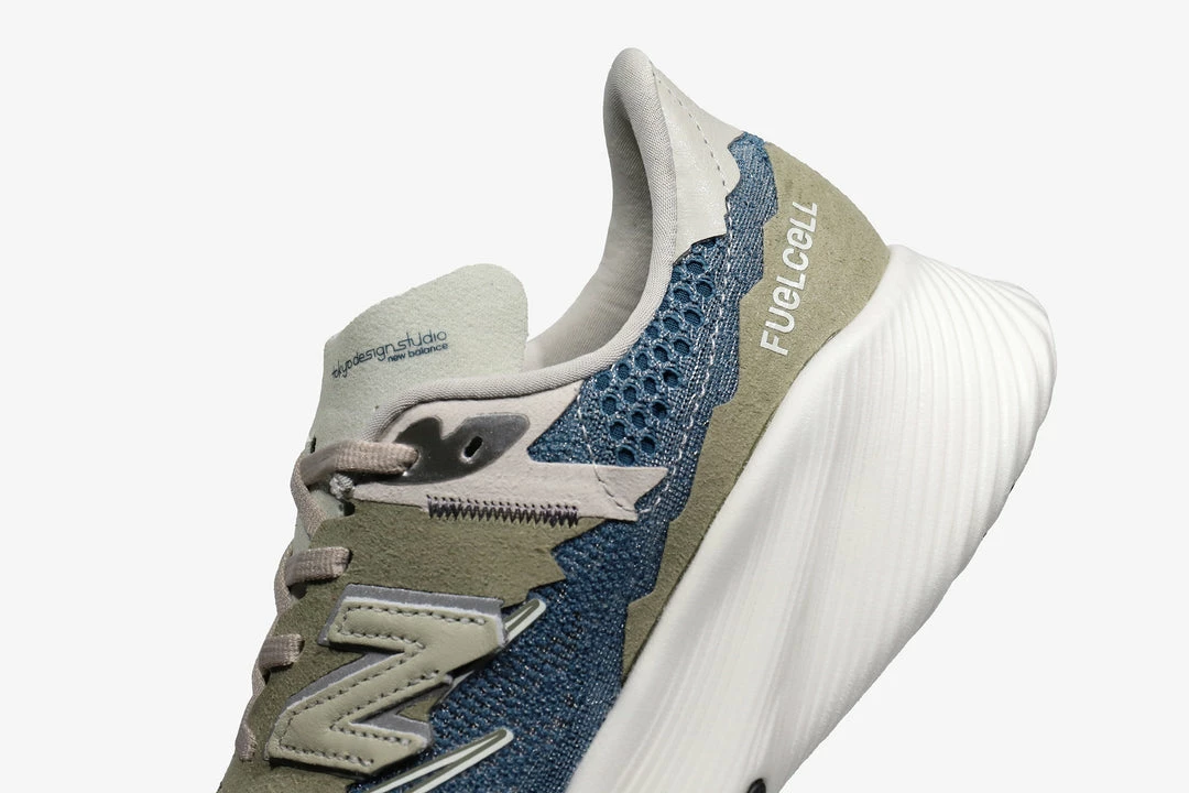 Budget π New Balance Tokyo Design Studio FuelCell RC Elite V2 Footwear 𧨠9 New Balance Tokyo Design Studio FuelCell RC Elite V2 Footwear