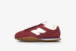 New Balance URC30RD Footwear